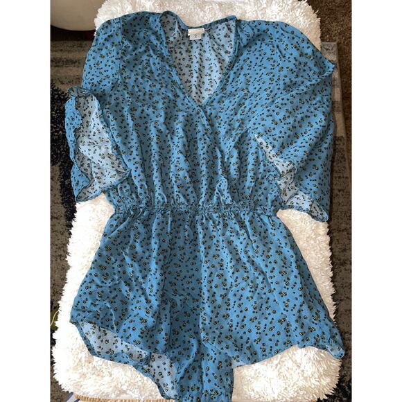 Natural Life Pants - Natural Life Women’s Sz. S Sea Green Floral One Pc. Romper. Great Outfit